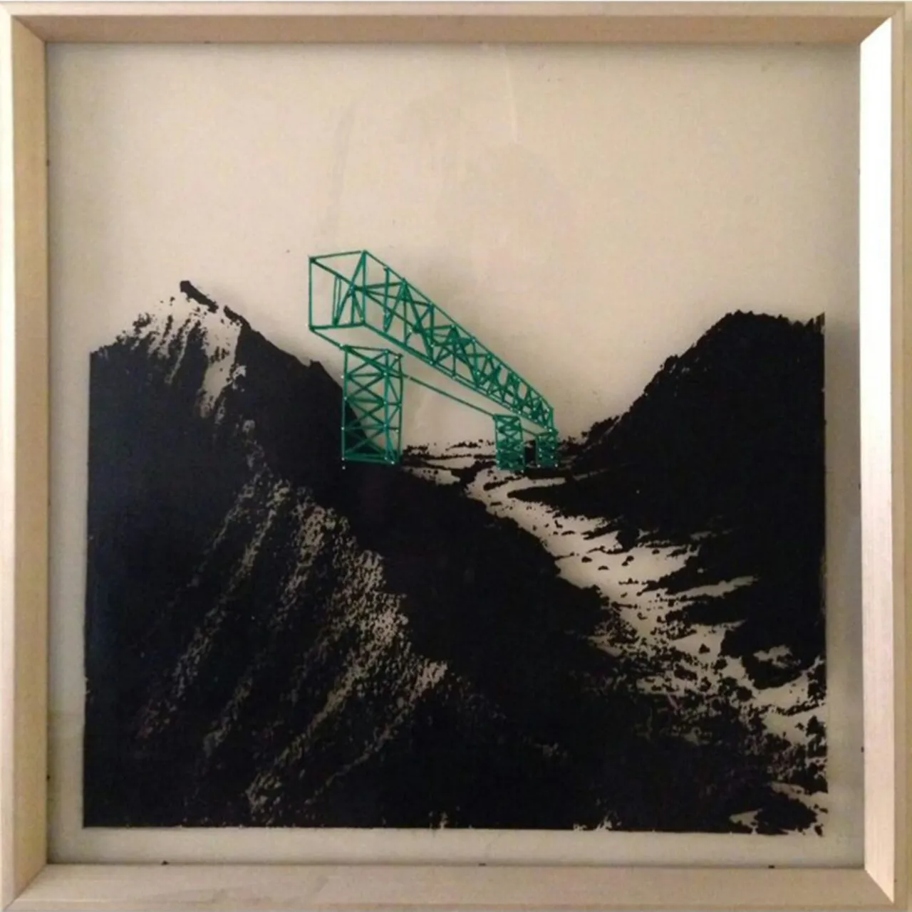 Spread - pol - "Spread" series - Mixed media on plexiglas - 60x60 cm - 2017